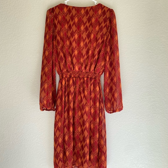 Geometric Patterned Red Dress - Picture 2 of 5